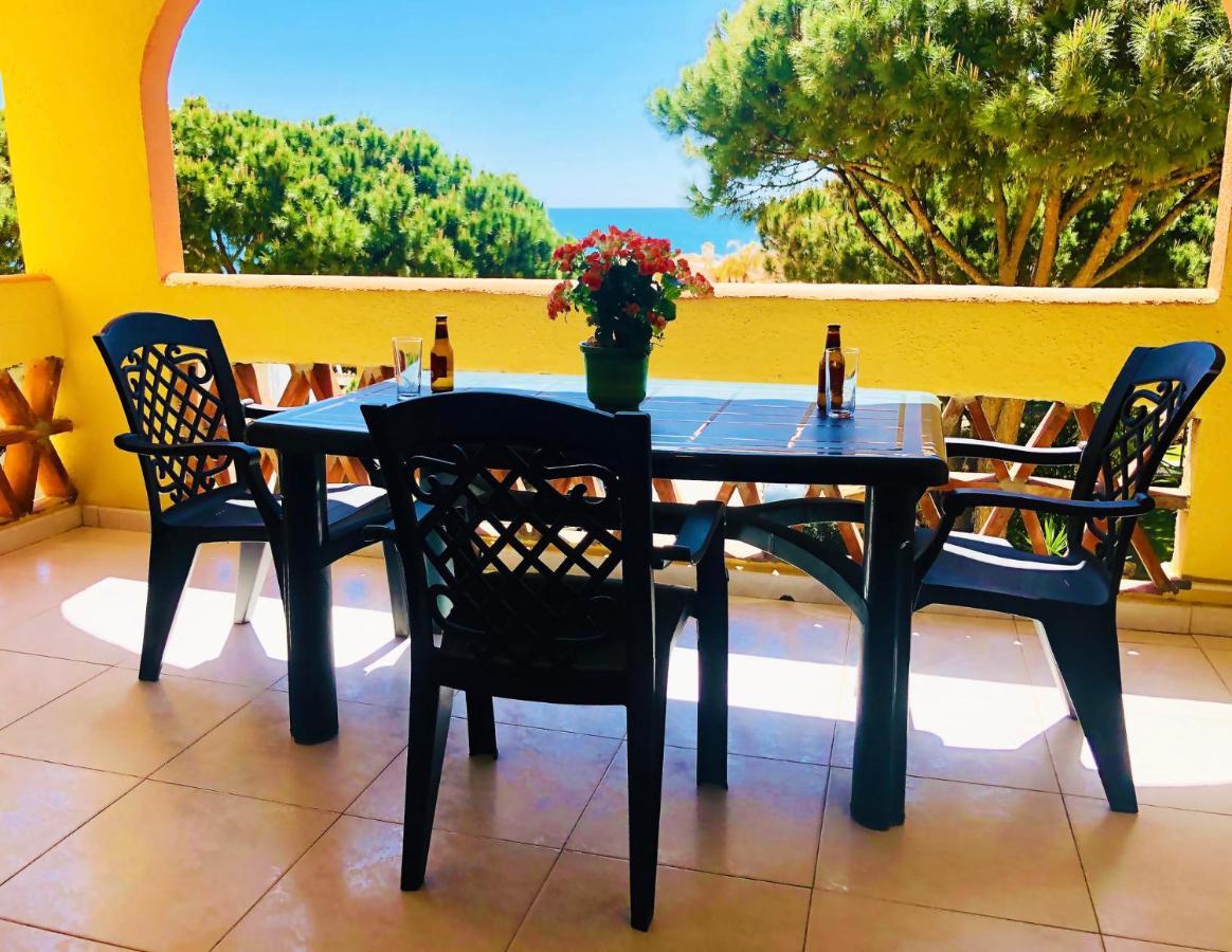 Dona Lola Martha - Spacious 3 Bedroom With Partial Sea Views *